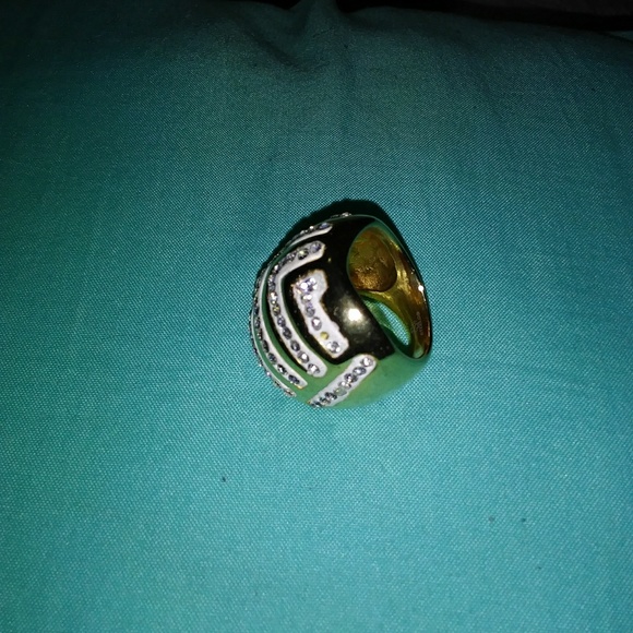Ring - Picture 2 of 2